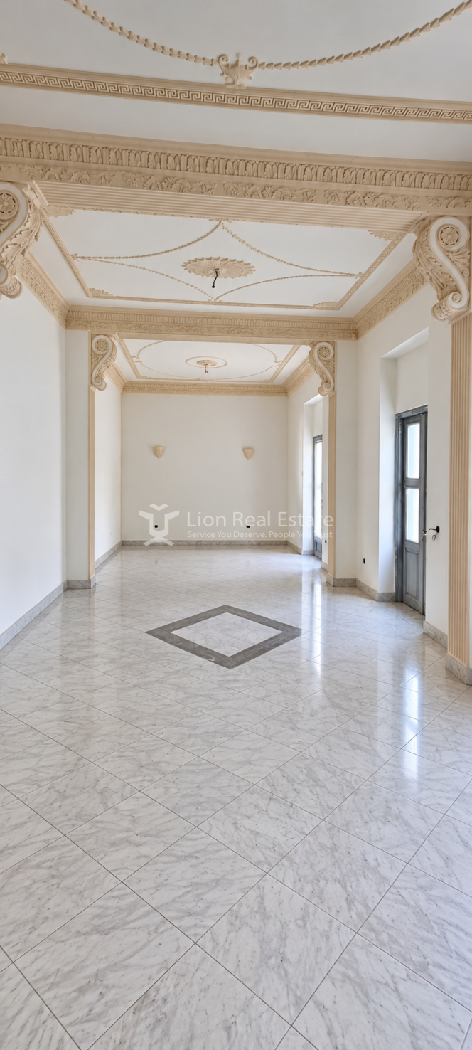 property-img