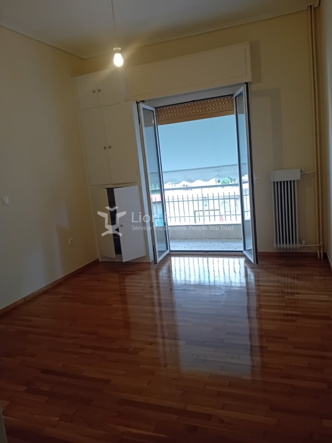 property-img
